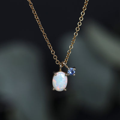 OVAL OPAL & SAPPHIRE / NECKLACE