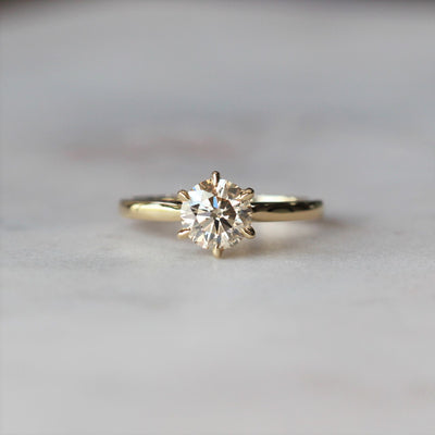 ARGYLE / SOLITAIRE RING