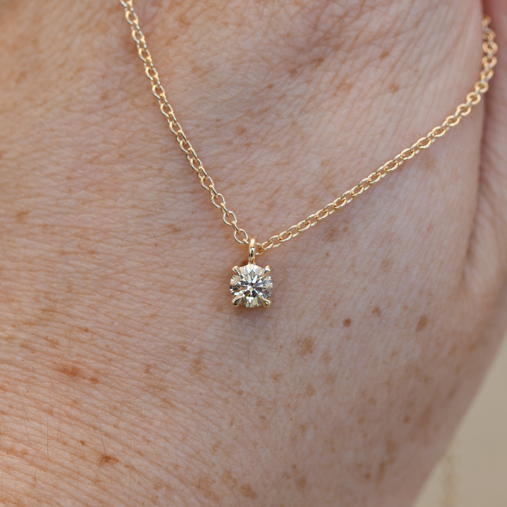 0.33ct Australia Argyle champagne diamond necklace