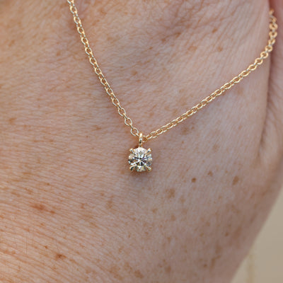 0.33ct Australia Argyle champagne diamond necklace