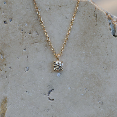 0.33ct Australia Argyle champagne diamond necklace