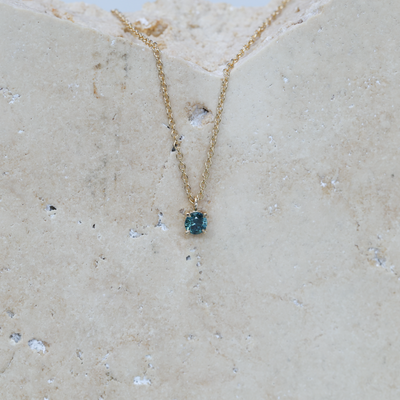 0.48CT ROUND PARTI SAPPHIRE / NECKLACE