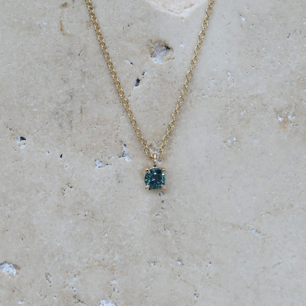 0.48ct round Australian Parti Sapphire necklace
