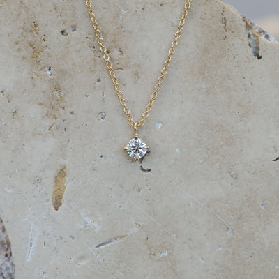 0.50ct round cut diamond necklace yellow gold