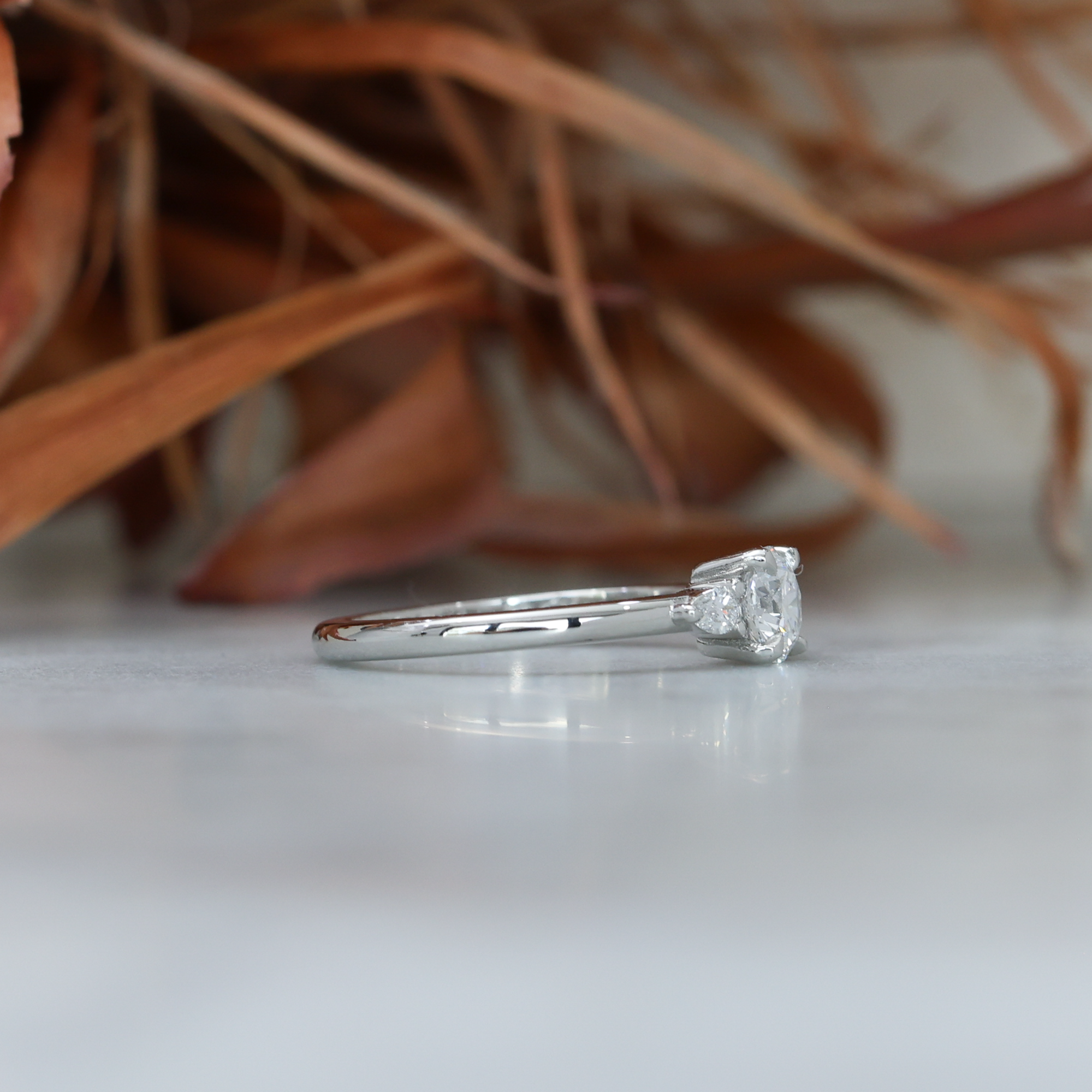 PICCOLO TRILOGY / 0.52ct ROUND DIAMOND RING