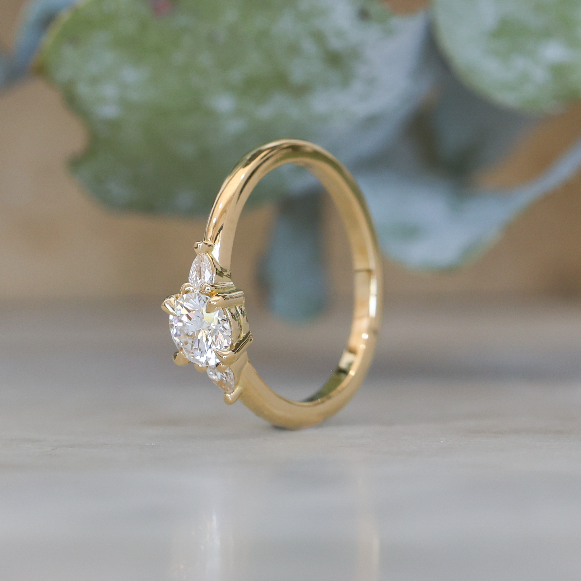 0.53ct Round Cut Diamond Engagement Ring profile