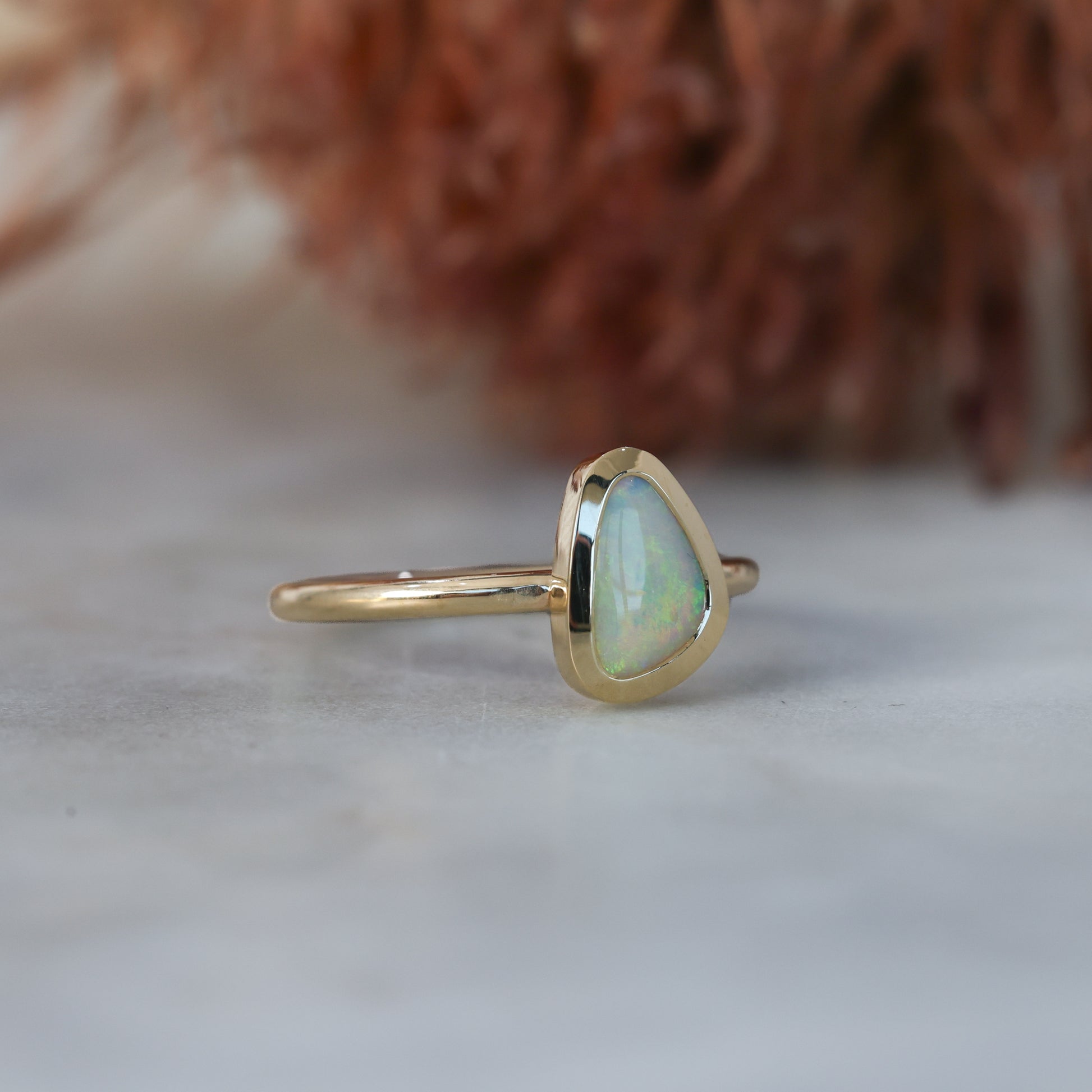 0.71ct FREE FORM OPAL | BEZEL SET RING