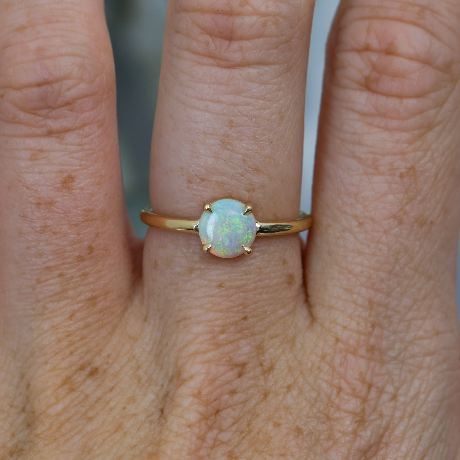 0.71CT ROUND CUT OPAL | RING