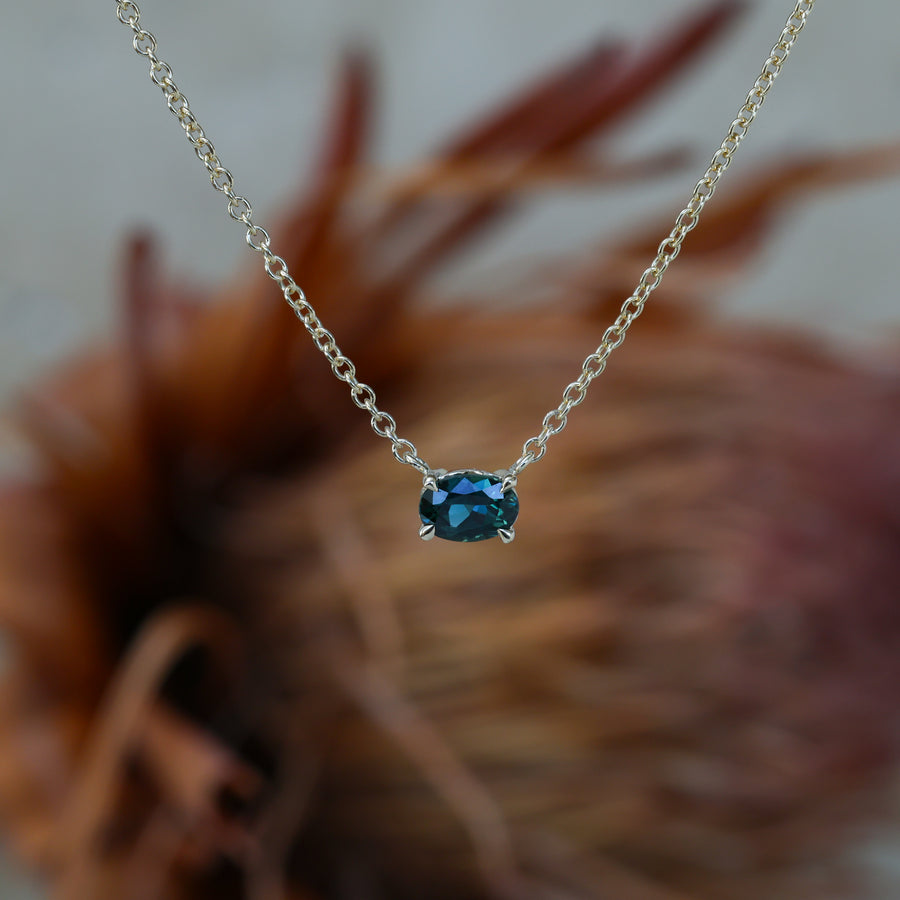 0.75ct Oval Cut Australian Parti Sapphire Necklace