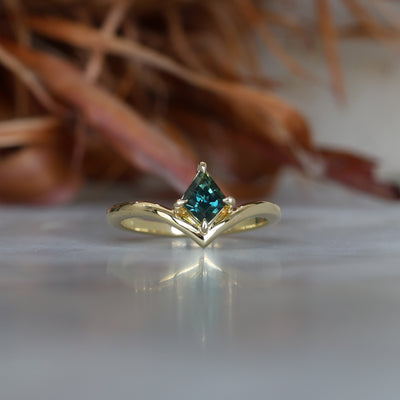 0.80ct Kite cut australian parti sapphire engagement ring front