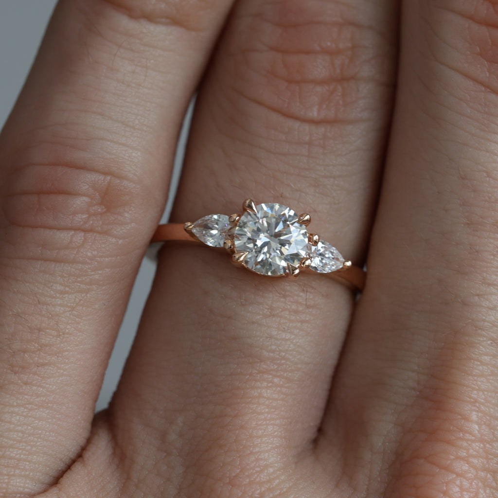 0.80ct diamond trilogy engagement ring
