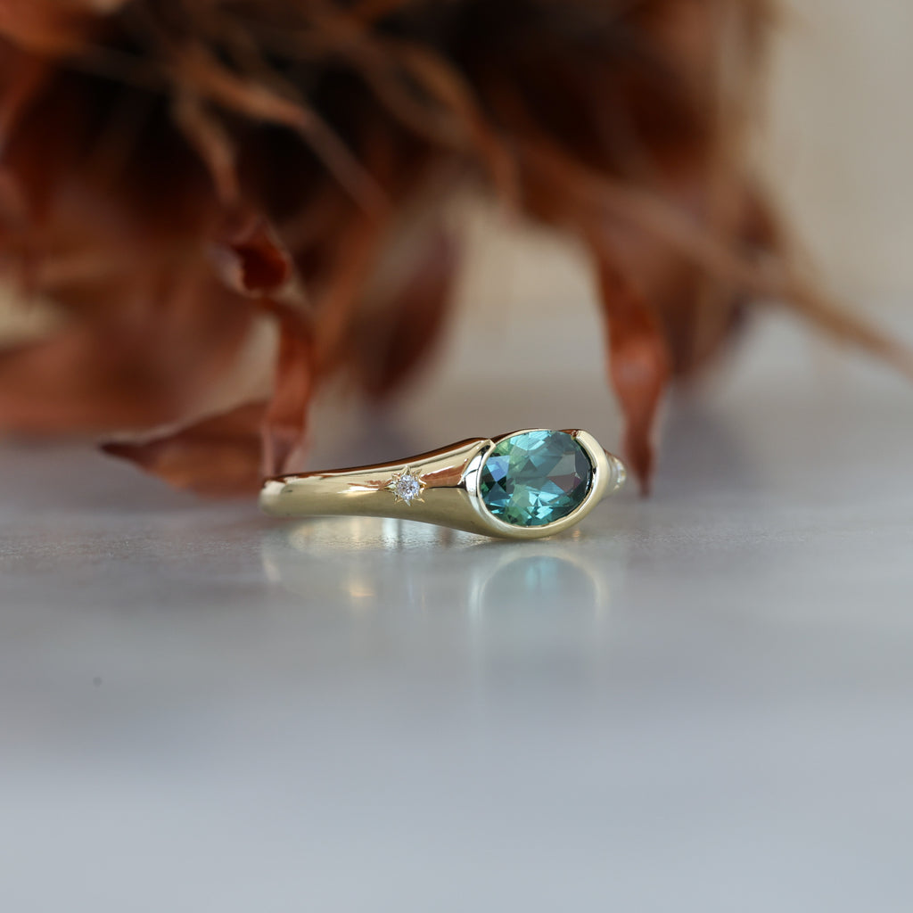 BREE | 0.81CT OVAL AUSTRALIAN SAPPHIRE ENGAGEMENT RING