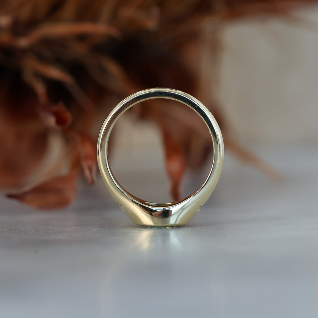 BREE | 0.81CT OVAL AUSTRALIAN SAPPHIRE ENGAGEMENT RING