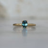 DUNE / 0.83CT OVAL PARTI SAPPHIRE 4 CLAW SOLITAIRE