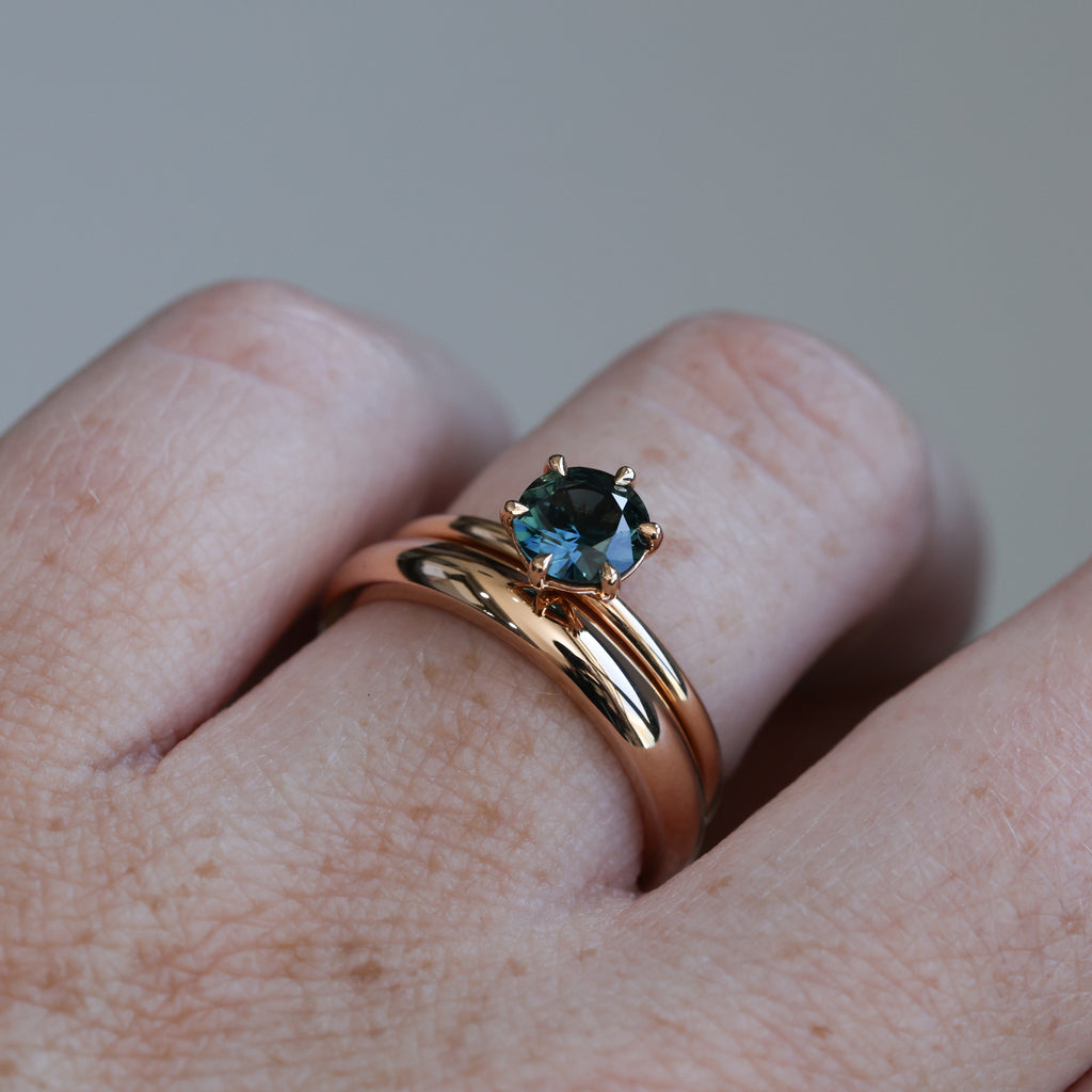 0.91ct australian parti sapphire solitaire engagement ring with wedding band profile