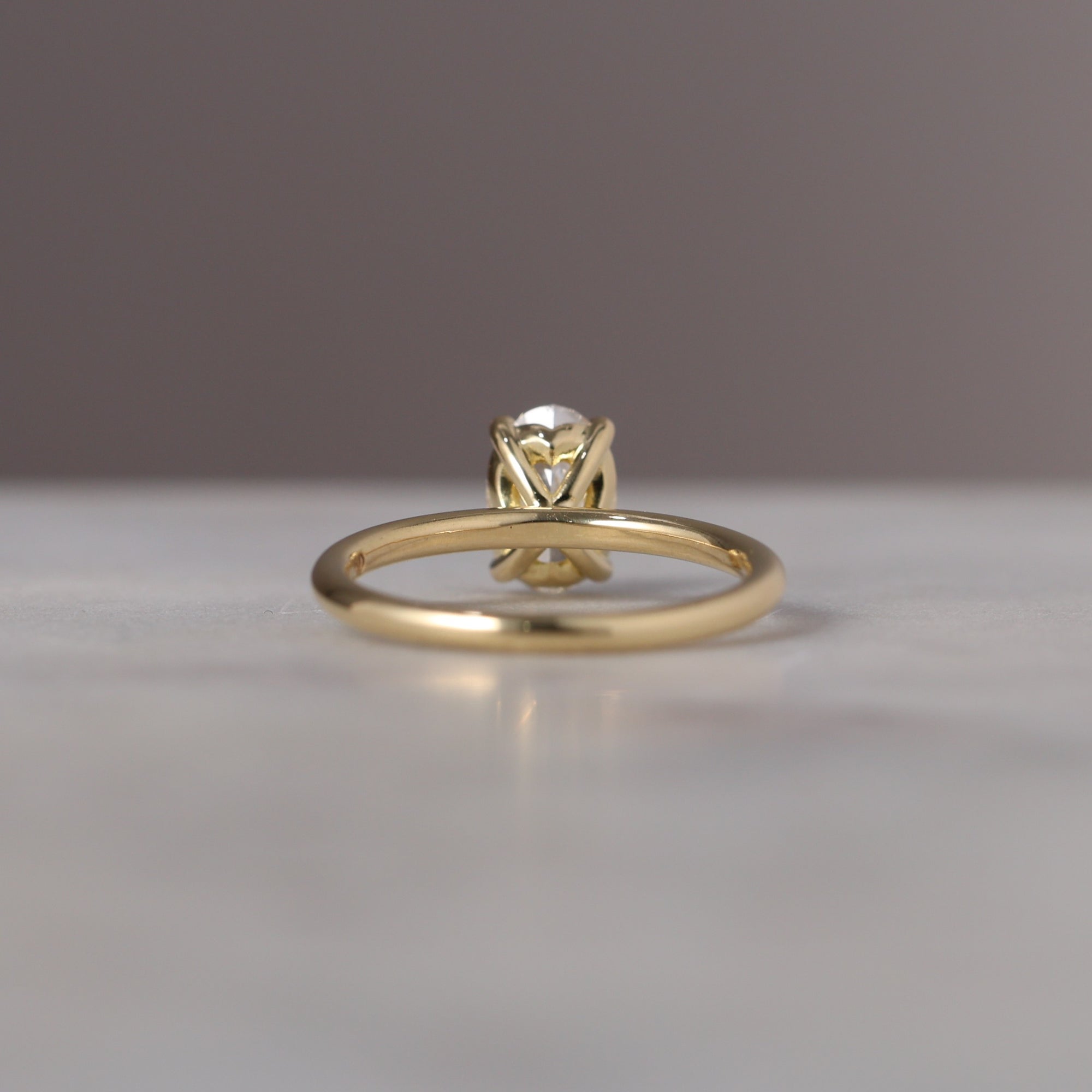 OVAL CUT LAB CREATED / DIAMOND SOLITAIRE II