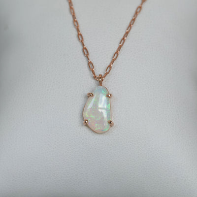 FREEFORM OPAL / NECKLACE