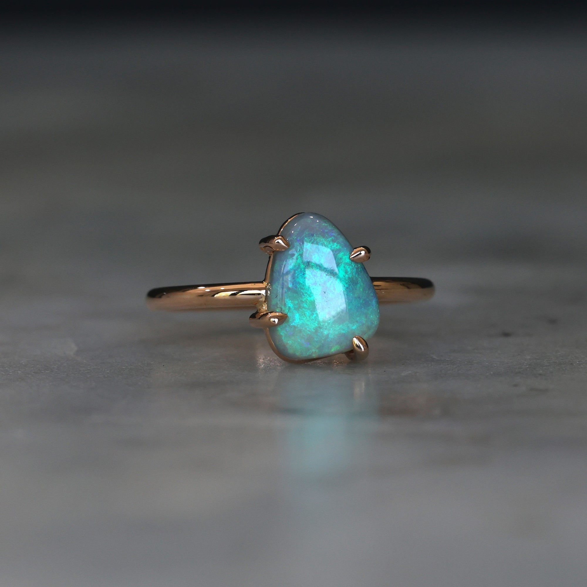FREEFORM OPAL / RING III