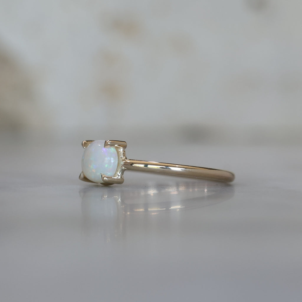 EAST WEST OVAL OPAL RING II