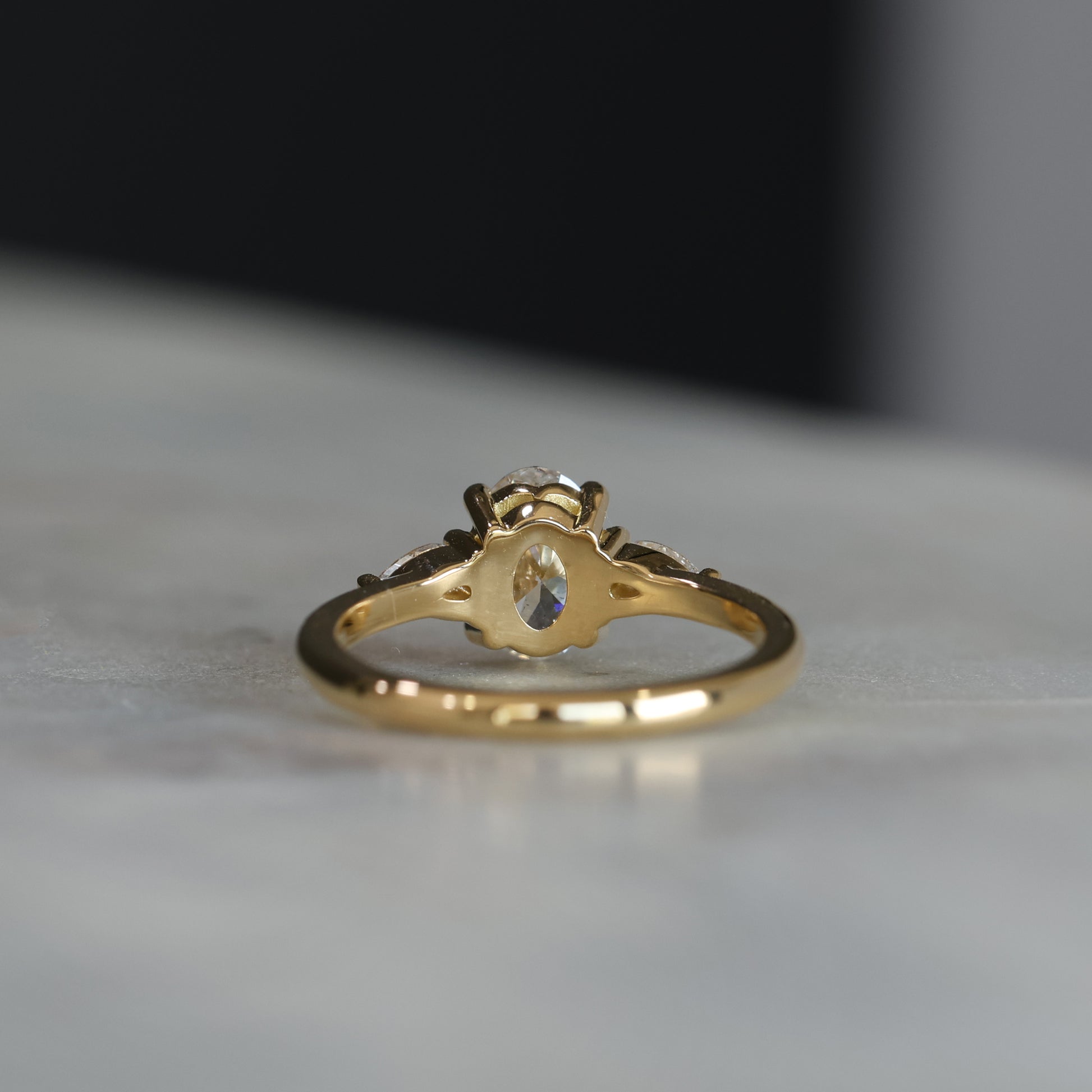 1.00ct OVAL CUT LAB / DIAMOND TRILOGY RING