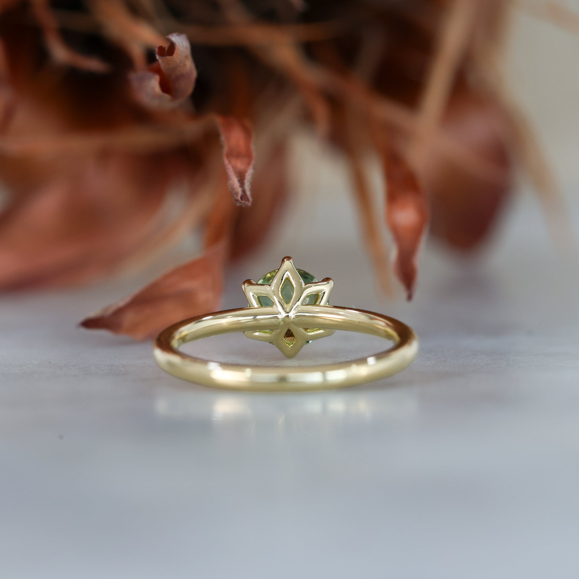 LOTUS | 1.03CT ROUND AUSTRALIAN SAPPHIRE SOLITAIRE ENGAGEMENT RING