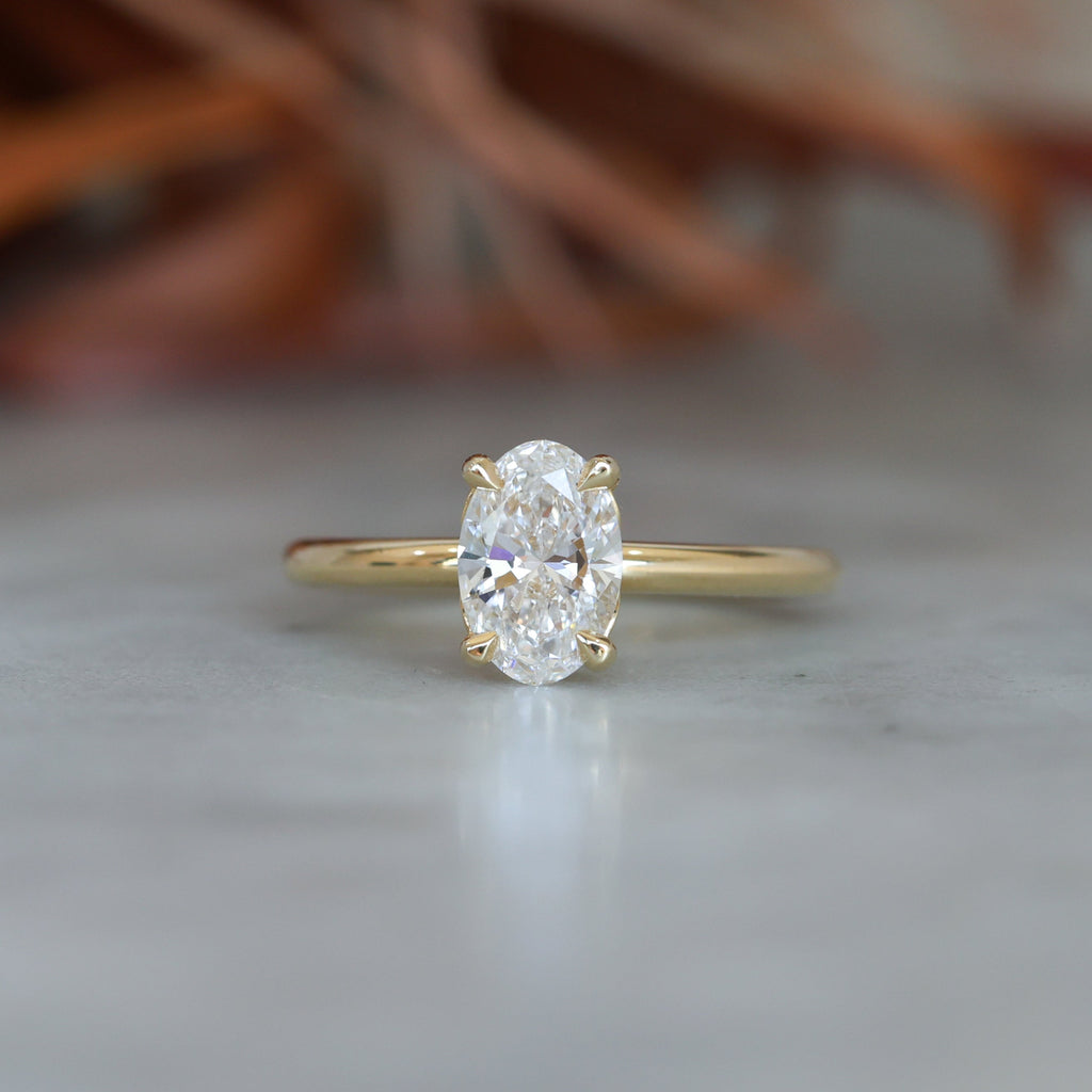 1.04ct Oval_Diamond Solitaire engagement ring front view