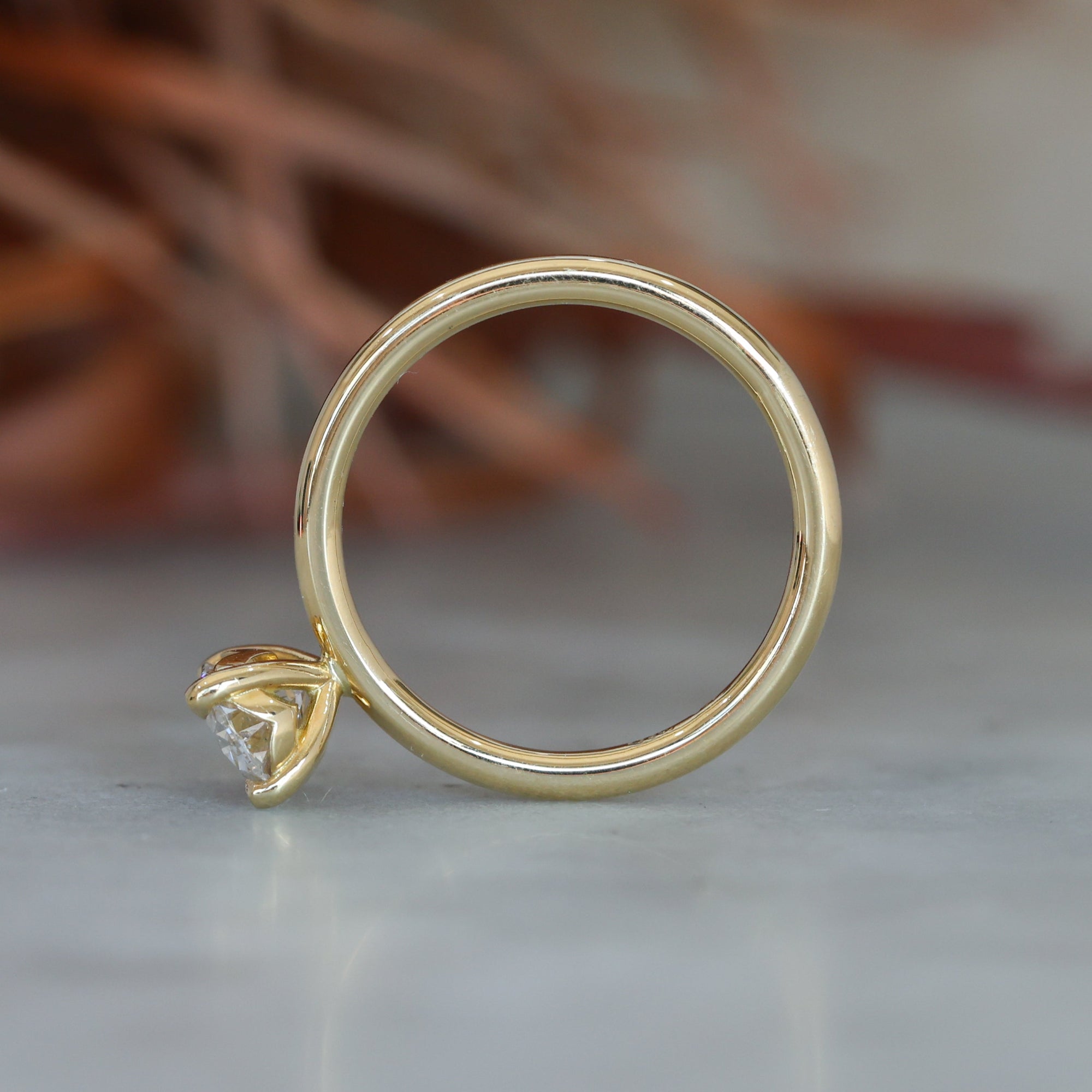 1.04ct Oval_Diamond Solitaire engagement ring