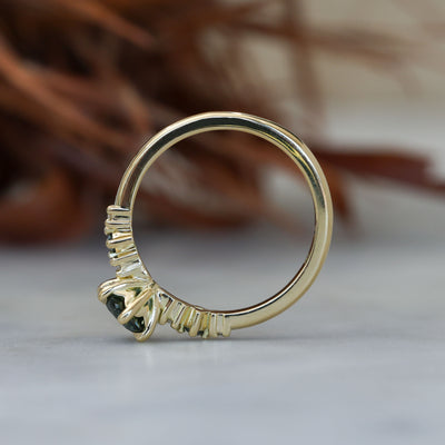 1.04ct Round Cut Australian Parti Sapphire engagement ring profile