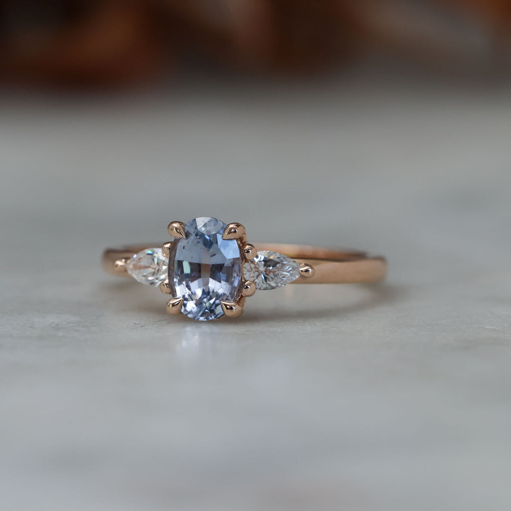 1.06ct Oval cut madagascan sapphire engagement ring side