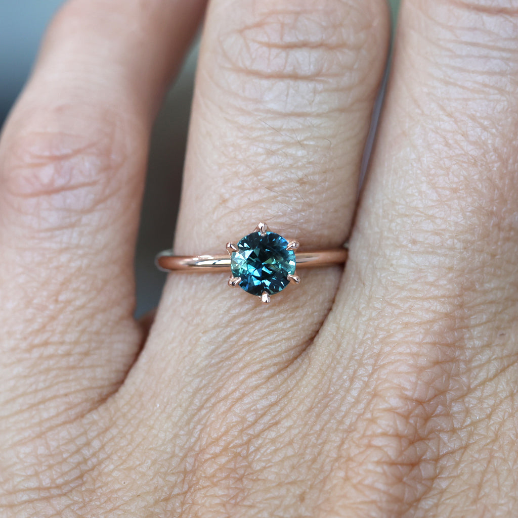 ROUND PARTI SAPPHIRE / LOTUS RING III