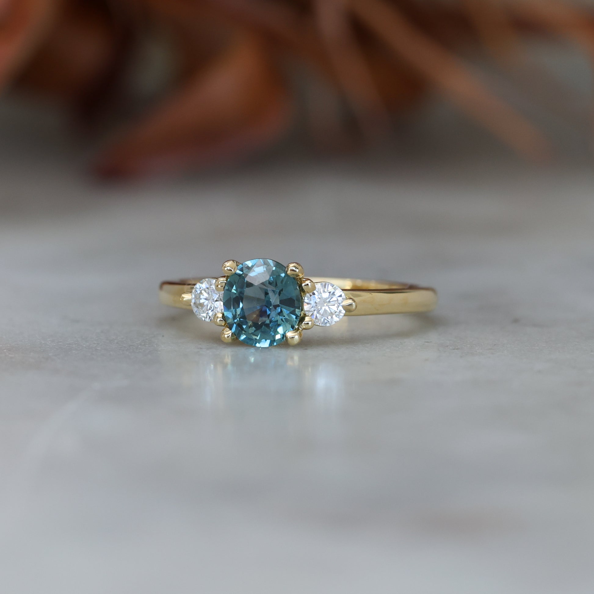 LUNAR TRILOGY / 1.11CT OVAL MONTANA SAPPHIRE ENGAGEMENT RING