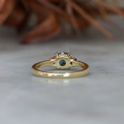 LUNAR TRILOGY / 1.11CT OVAL MONTANA SAPPHIRE ENGAGEMENT RING