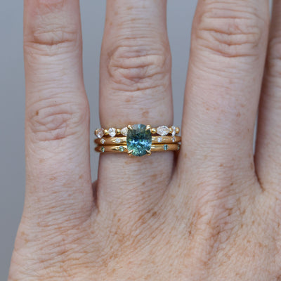 STARDUST | 1.25CT MADAGASCAN SAPPHIRE SOLITAIRE ENGAGEMENT RING