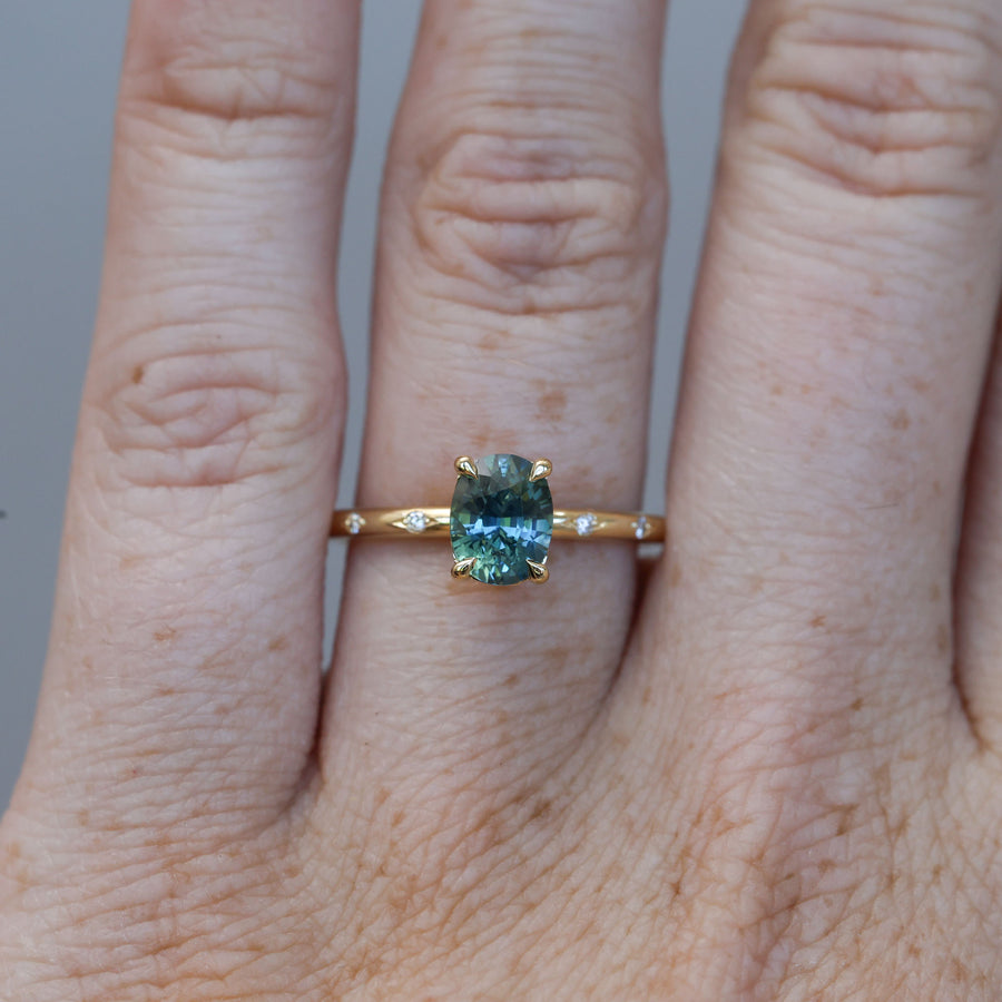 STARDUST | 1.25CT MADAGASCAN SAPPHIRE SOLITAIRE ENGAGEMENT RING