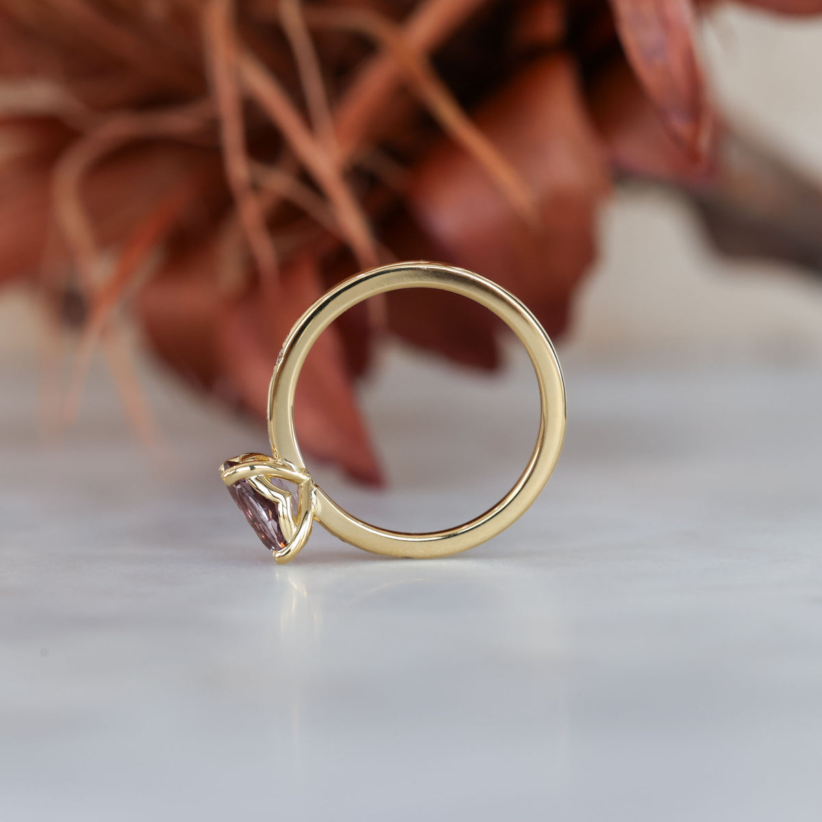 DUNE CELESTE | 1.33CT OVAL MADAGASCAN SAPPHIRE ENGAGEMENT RING