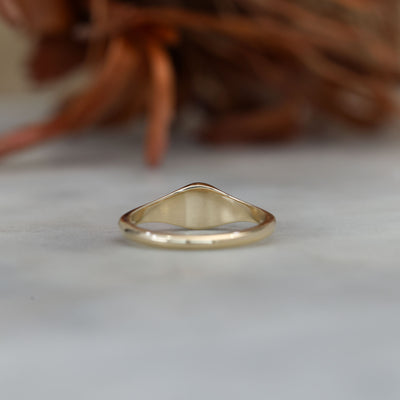 2.70mm round champagne diamond signet ring