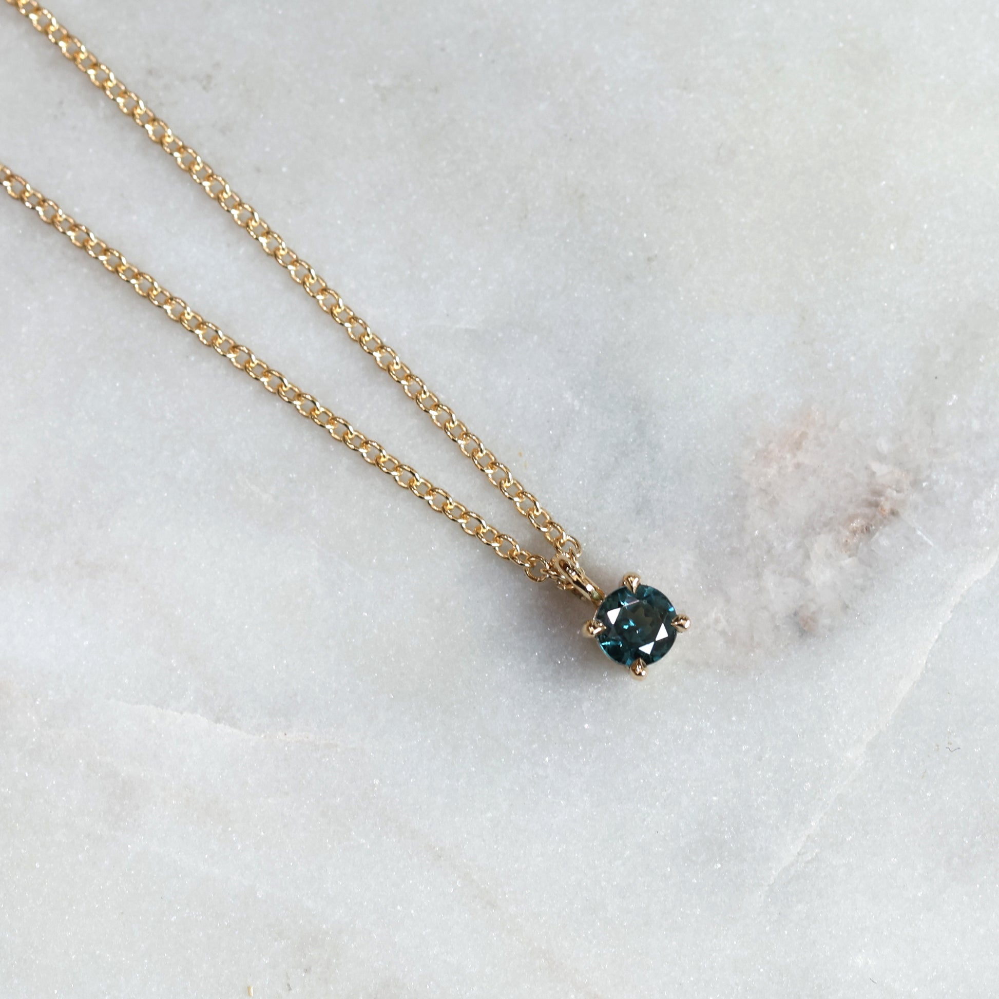 ROUND PARTI / SAPPHIRE NECKLACE II