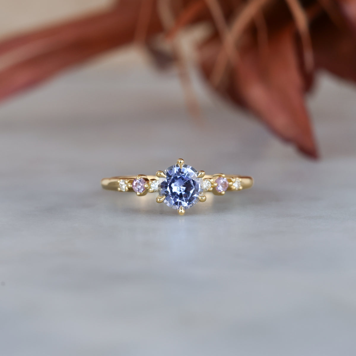 ACACIA | 0.99CT ROUND CUT CEYLON SAPPHIRE ENGAGEMENT RING