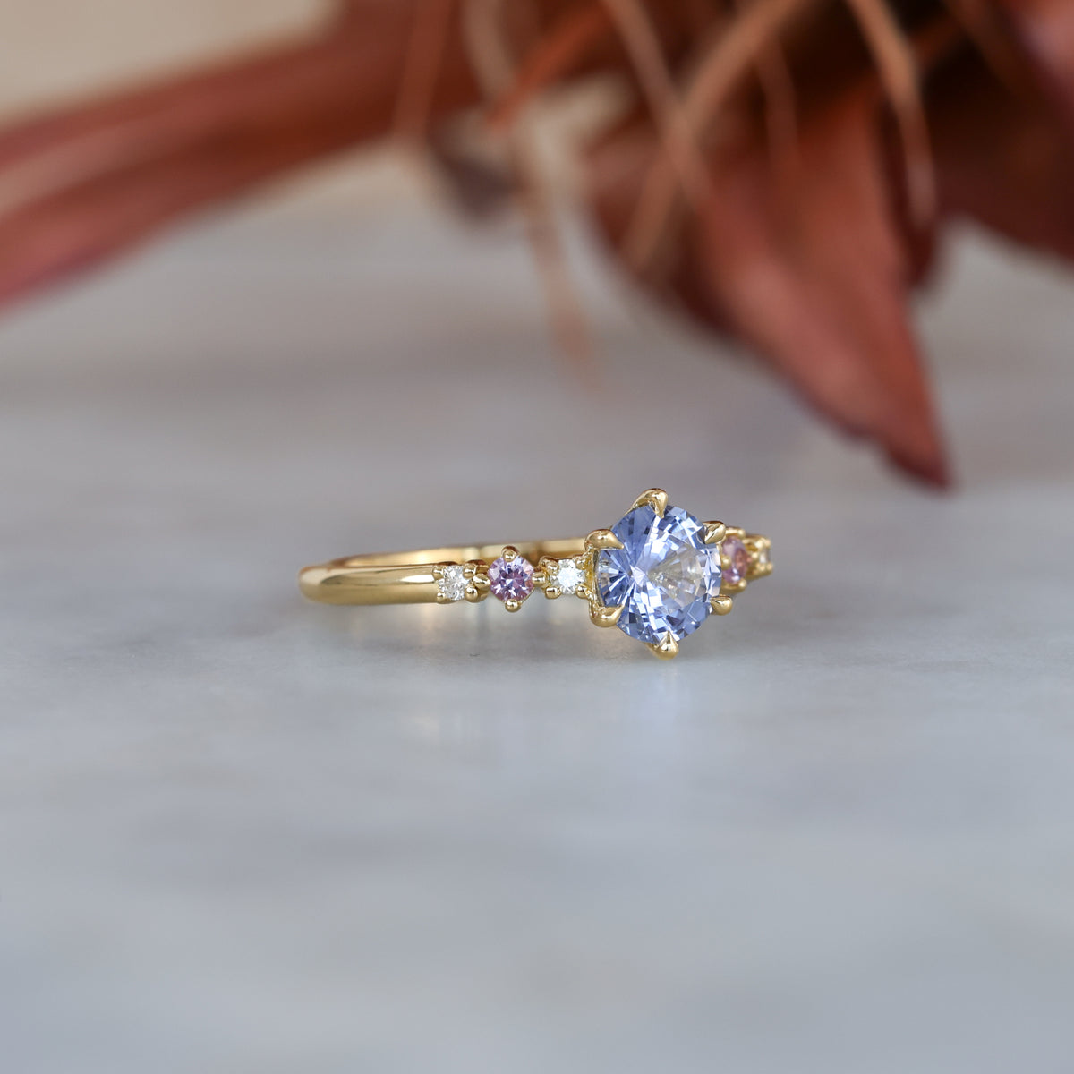 ACACIA | 0.99CT ROUND CUT CEYLON SAPPHIRE ENGAGEMENT RING