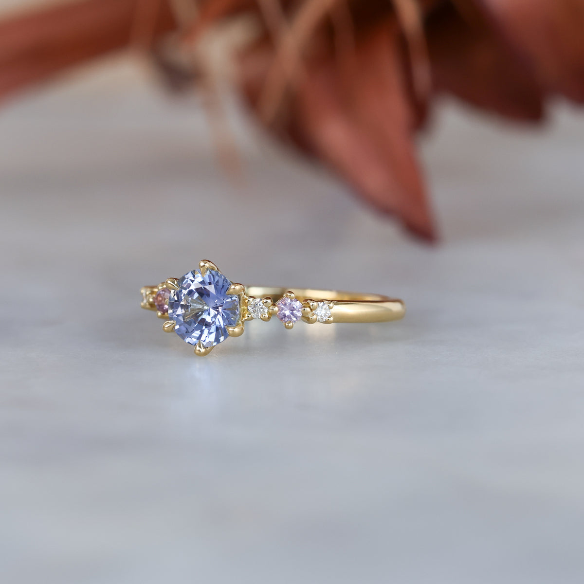 ACACIA | 0.99CT ROUND CUT CEYLON SAPPHIRE ENGAGEMENT RING