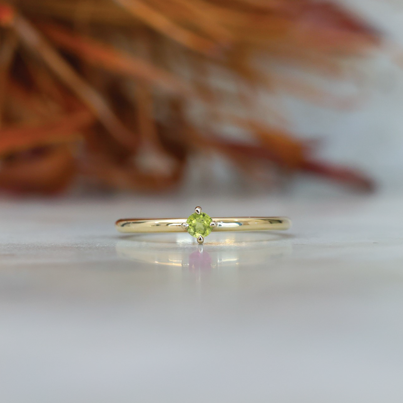 AUGUST PERIDOT / BIRTHSTONE STACK RING