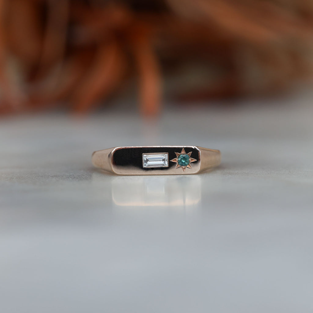 Australian sapphire and diamond bar signet ring