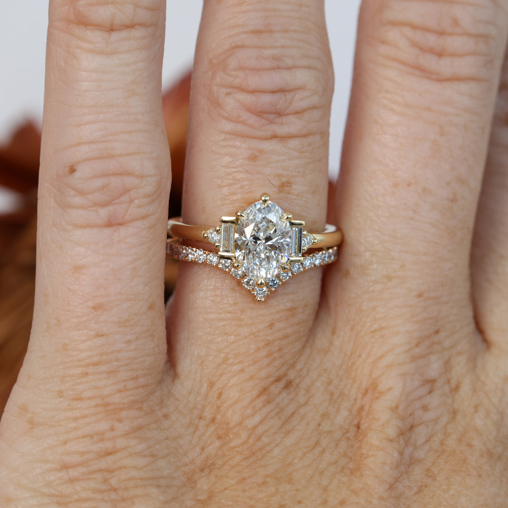 ELAINA | 1.51CT OVAL LAB DIAMOND ENGAGEMENT RING