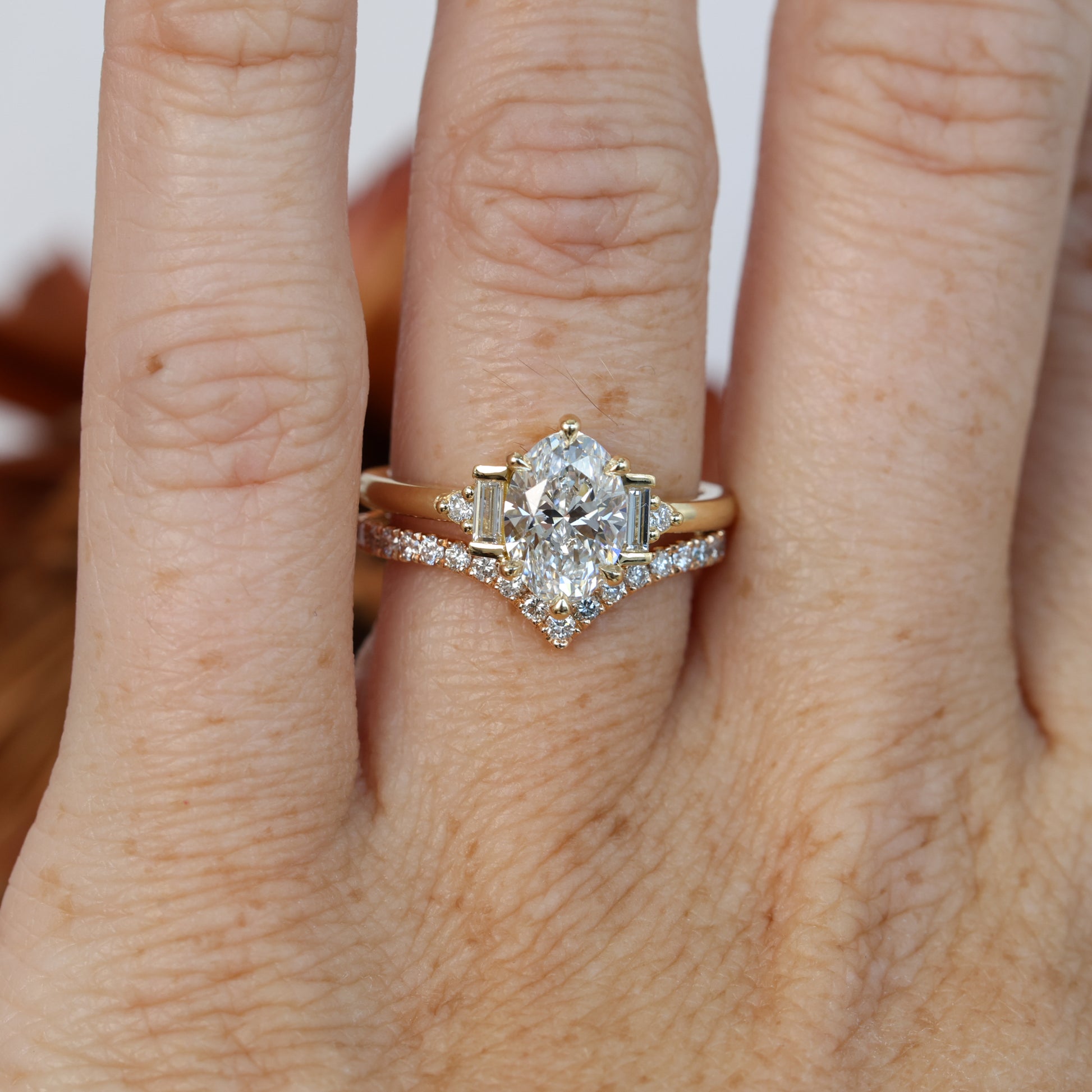 ELAINA | 1.51CT OVAL LAB DIAMOND ENGAGEMENT RING
