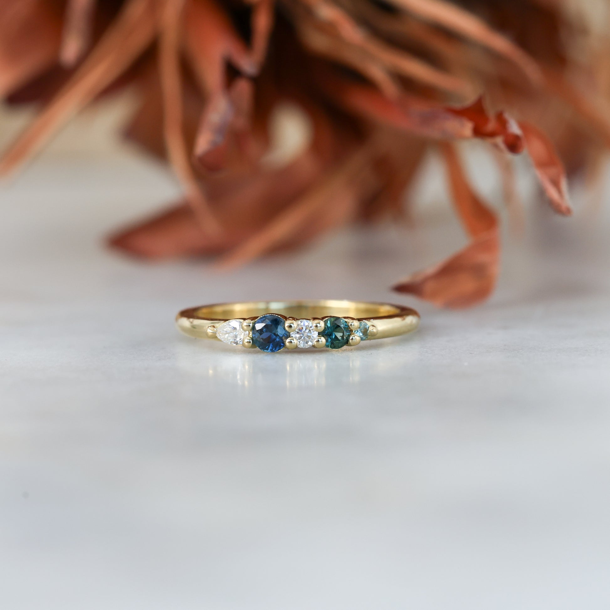 Blue and green Australian Sapphire and diamond fine jewellery ring yellow gold