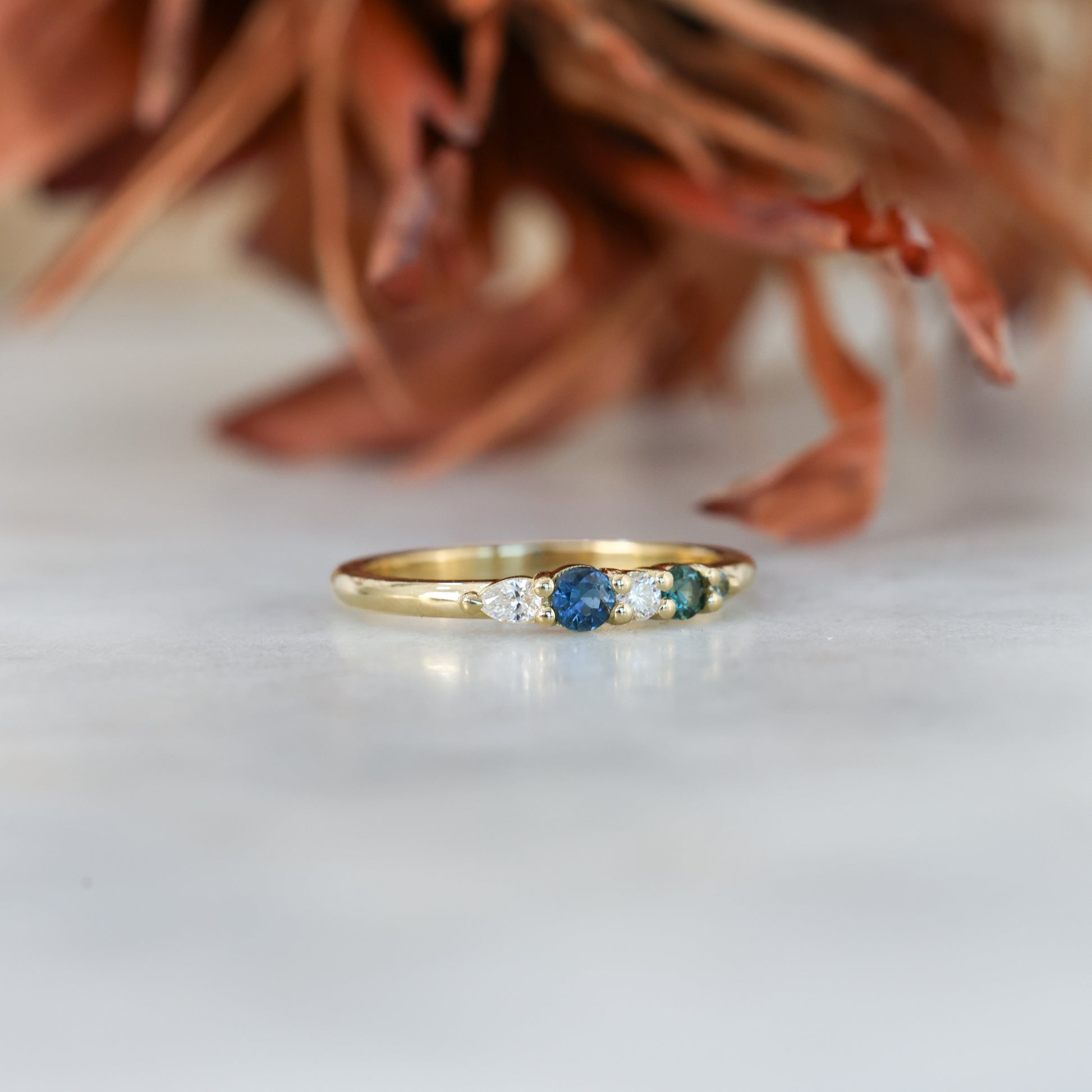 Blue and green Australian Sapphire and diamond fine jewellery ring yellow gold