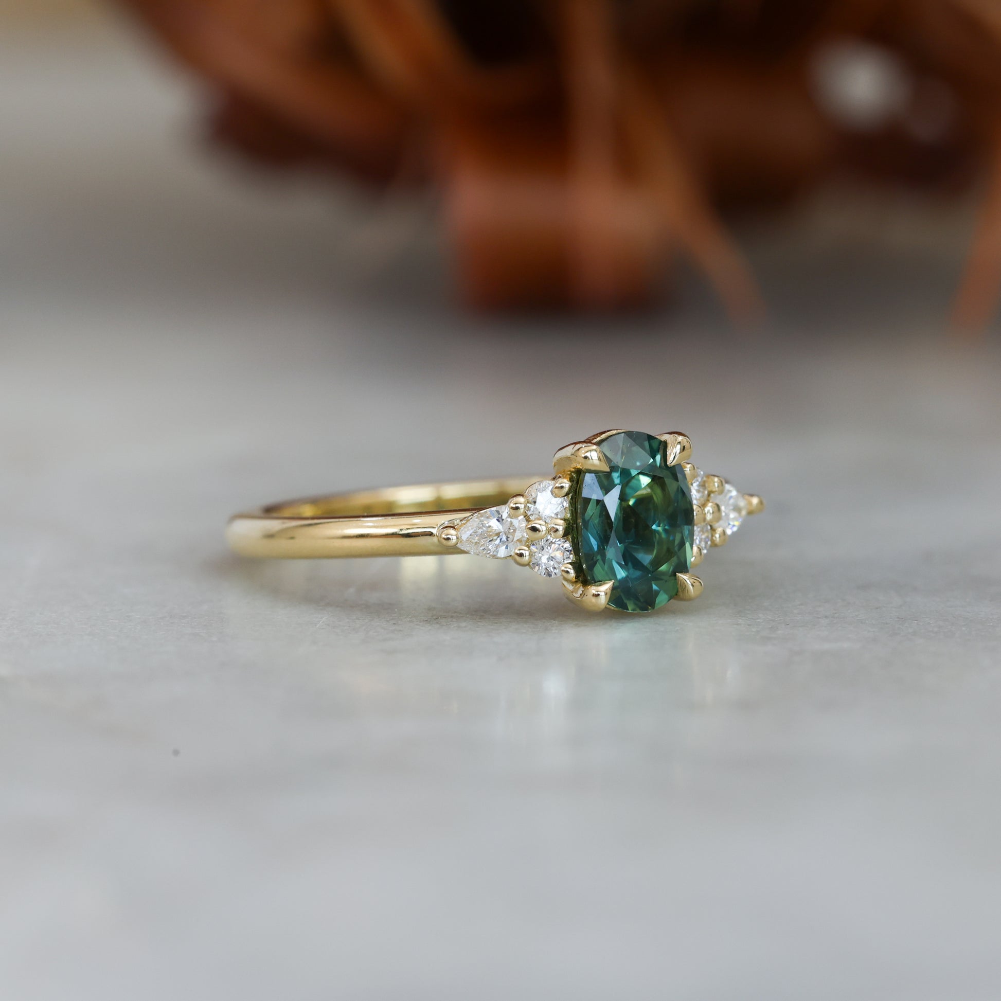 EMMA | 1.03CT OVAL AUSTRALIAN SAPPHIRE ENGAGEMENT RING