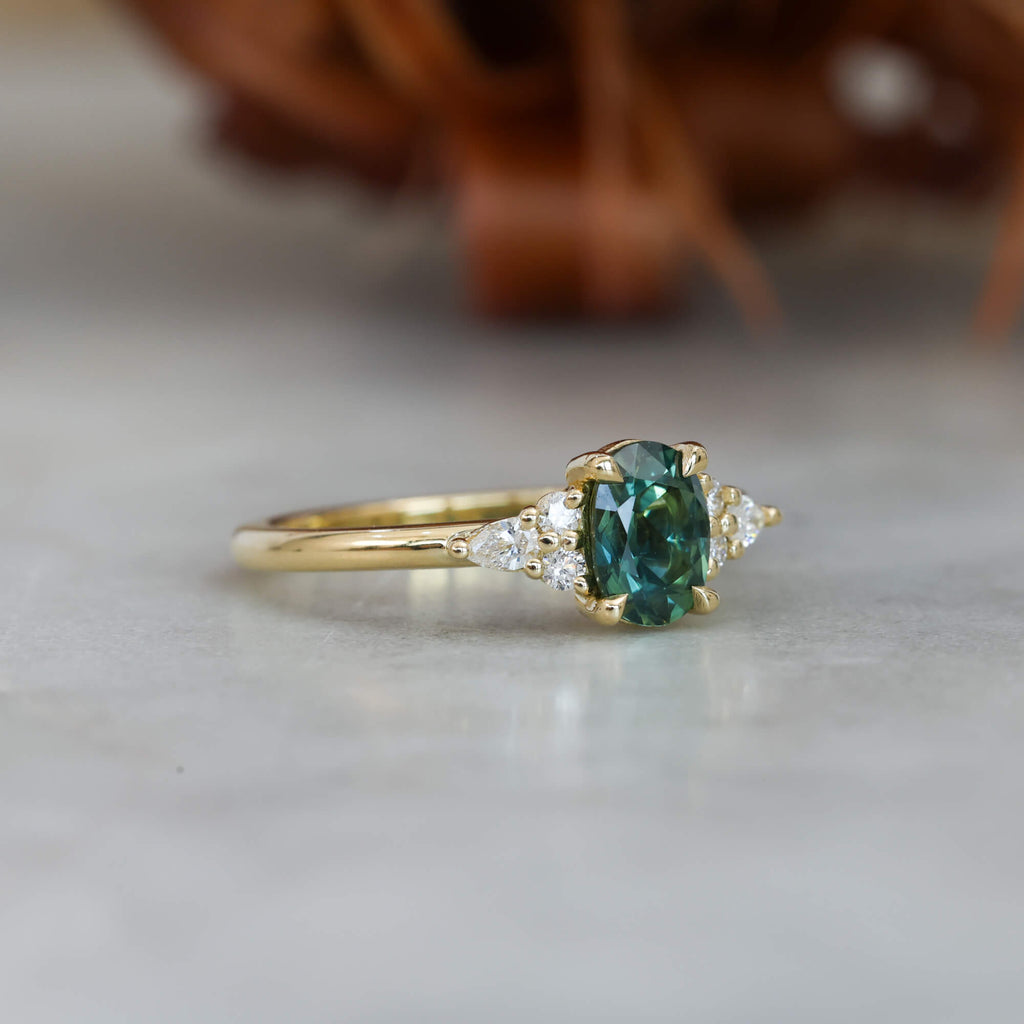 EMMA | 1.03CT OVAL AUSTRALIAN SAPPHIRE ENGAGEMENT RING