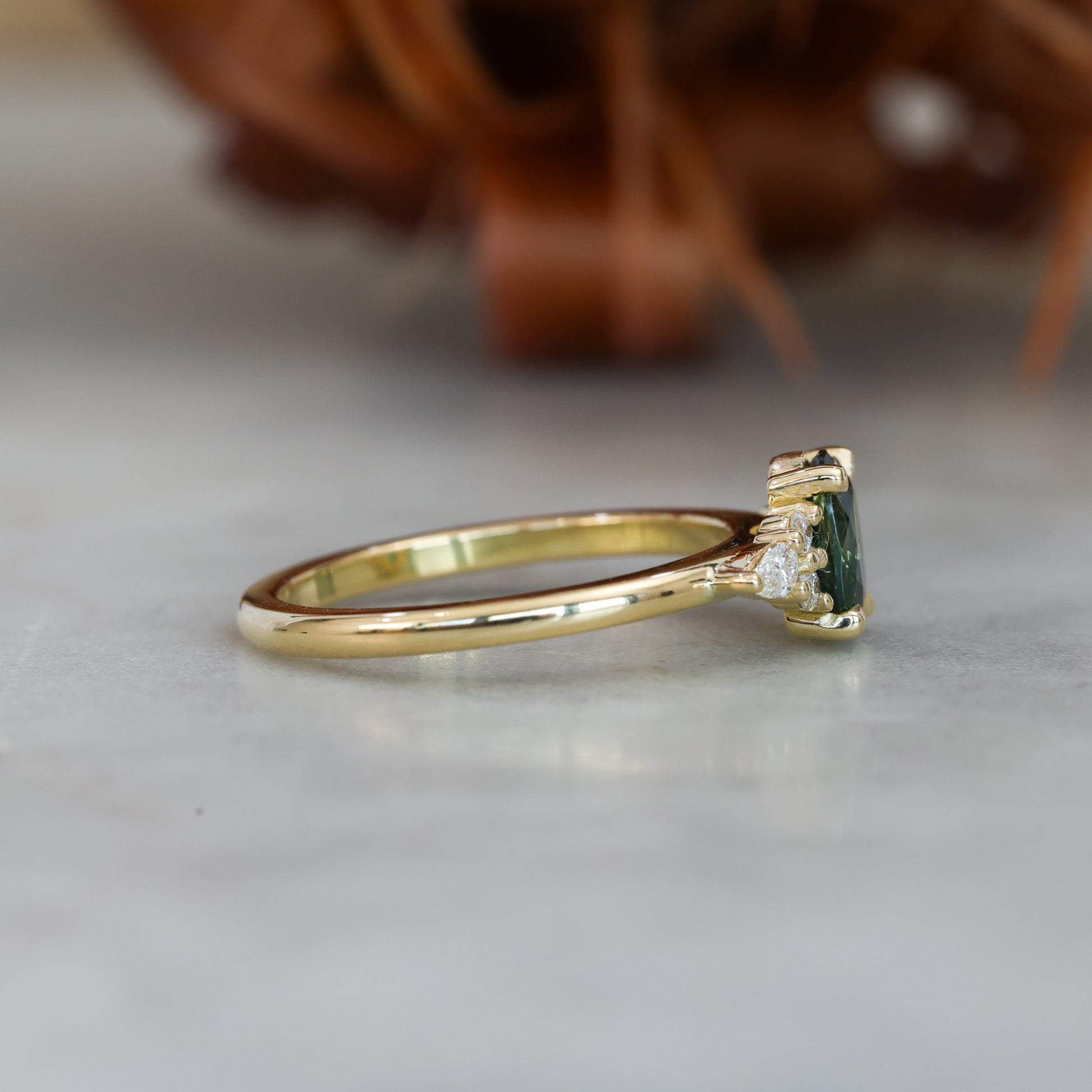 EMMA | 1.03CT OVAL AUSTRALIAN SAPPHIRE ENGAGEMENT RING