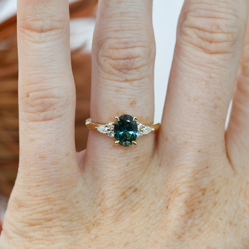 EMMA | 1.32ct OVAL CUT AUSTRALIAN PARTI SAPPHIRE ENGAGEMENT RING